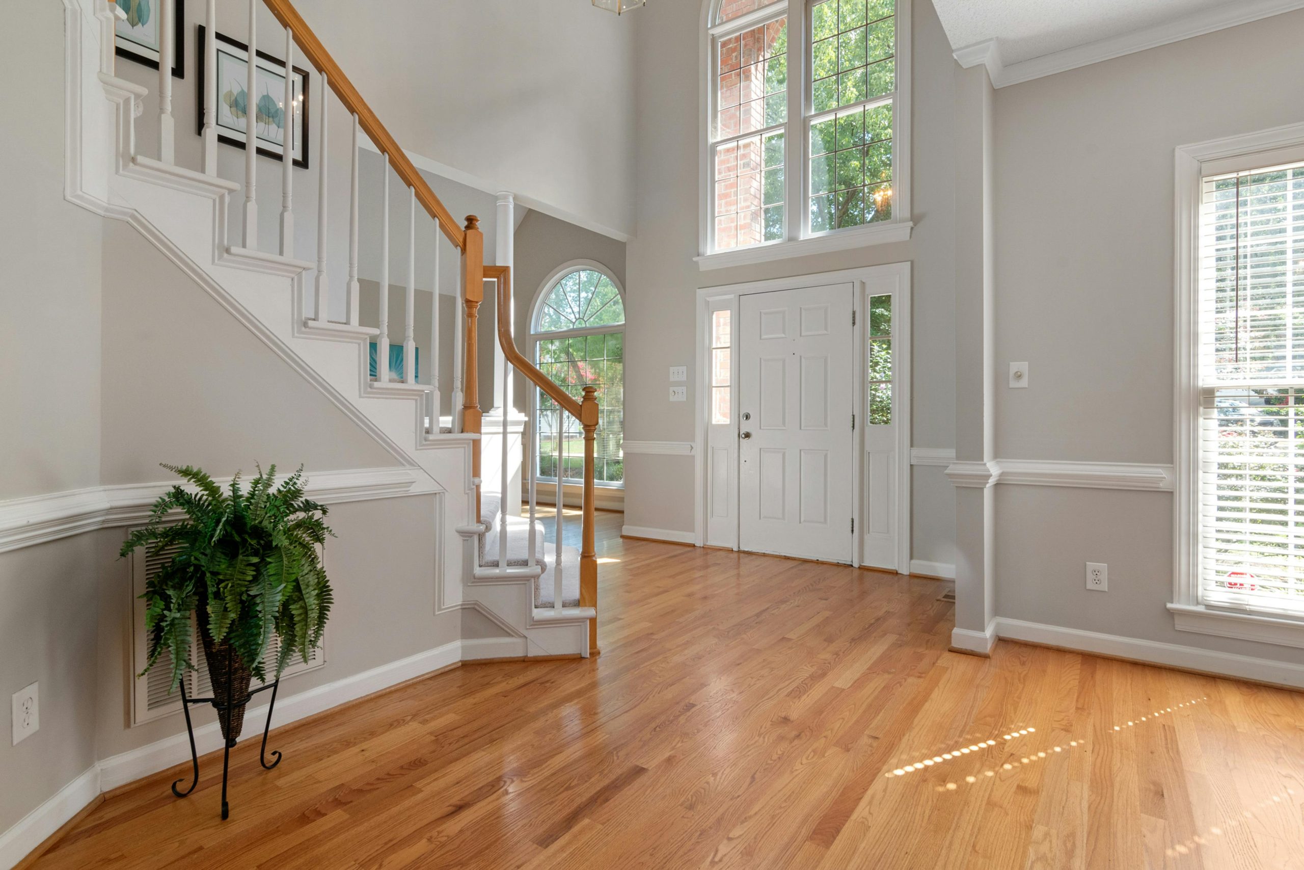 home-services-02 pexels-curtis-adams-1694007-5178052